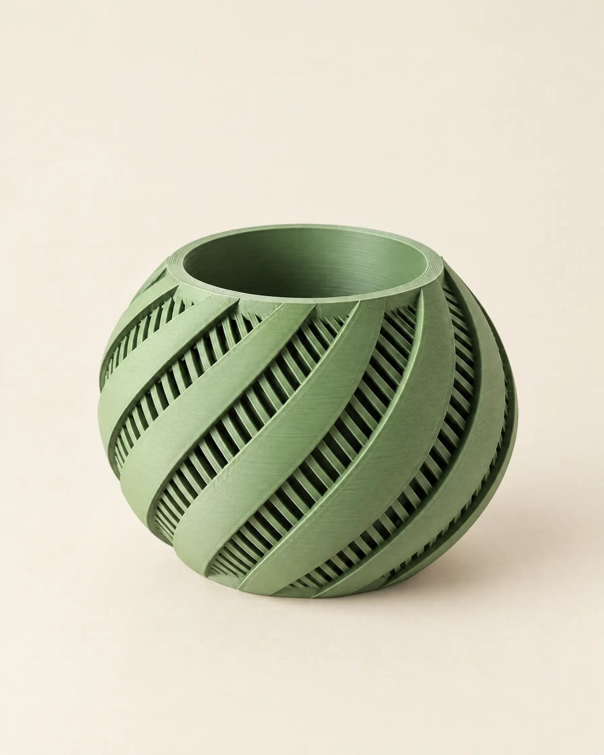 Swirl Slat Planter