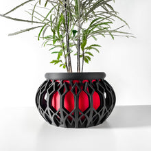 Lantern Hybrid Planter