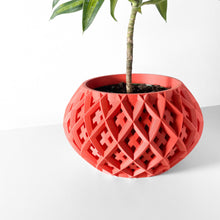 Diamond Weave Planter