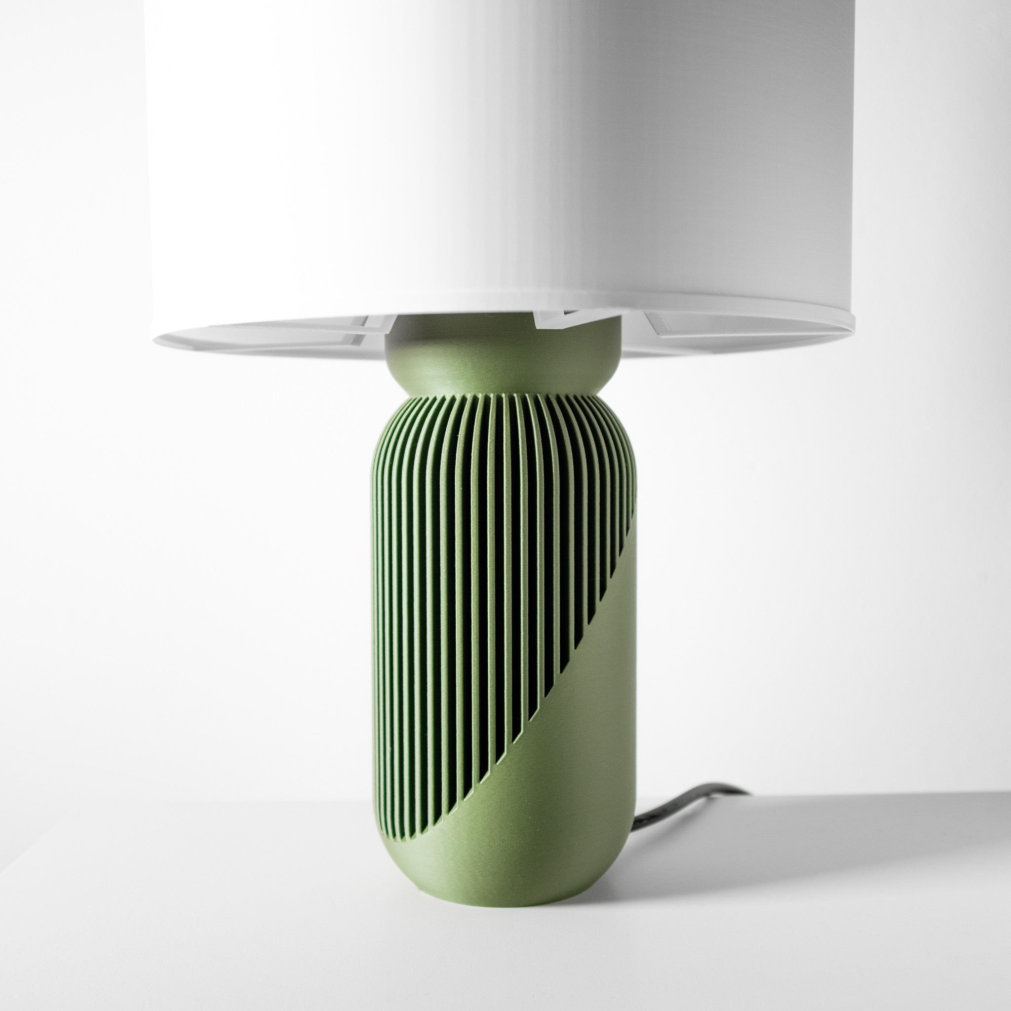Fin Cylinder Table Lamp - 3D printed table lamp by Valence Objects