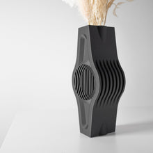 Wave Slab Fin Vase