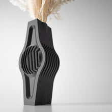 Wave Slab Fin Vase