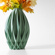 Twist Fin Vase