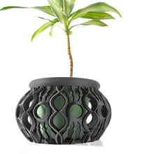 Oval Lattice Hybrid Planter