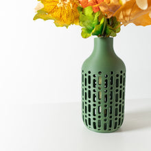 Dash Slot Vase