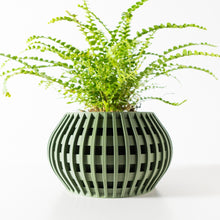 Slot Globe Planter