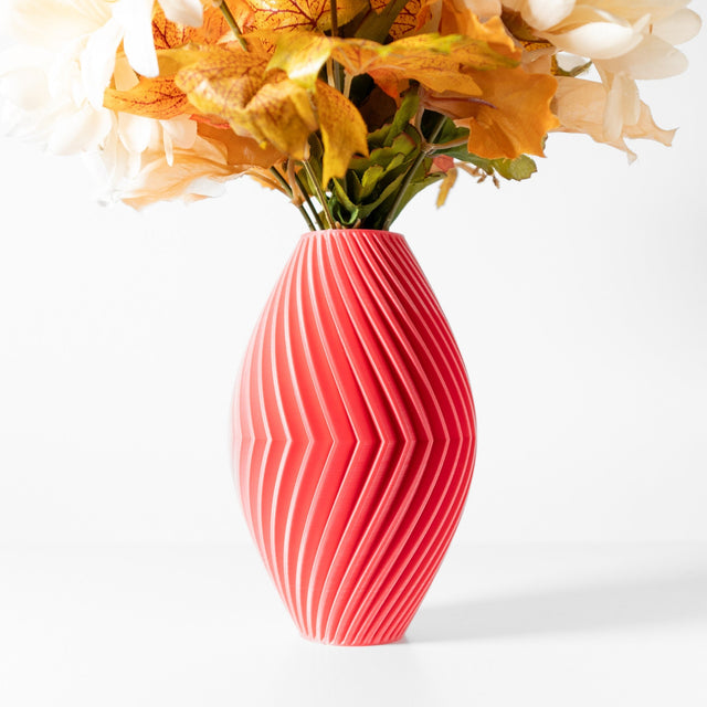 Swirl Pleat Vase
