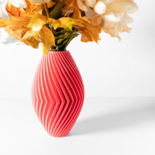 Swirl Pleat Vase