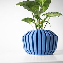 Fin Facet Planter