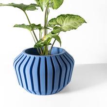 Fin Facet Planter