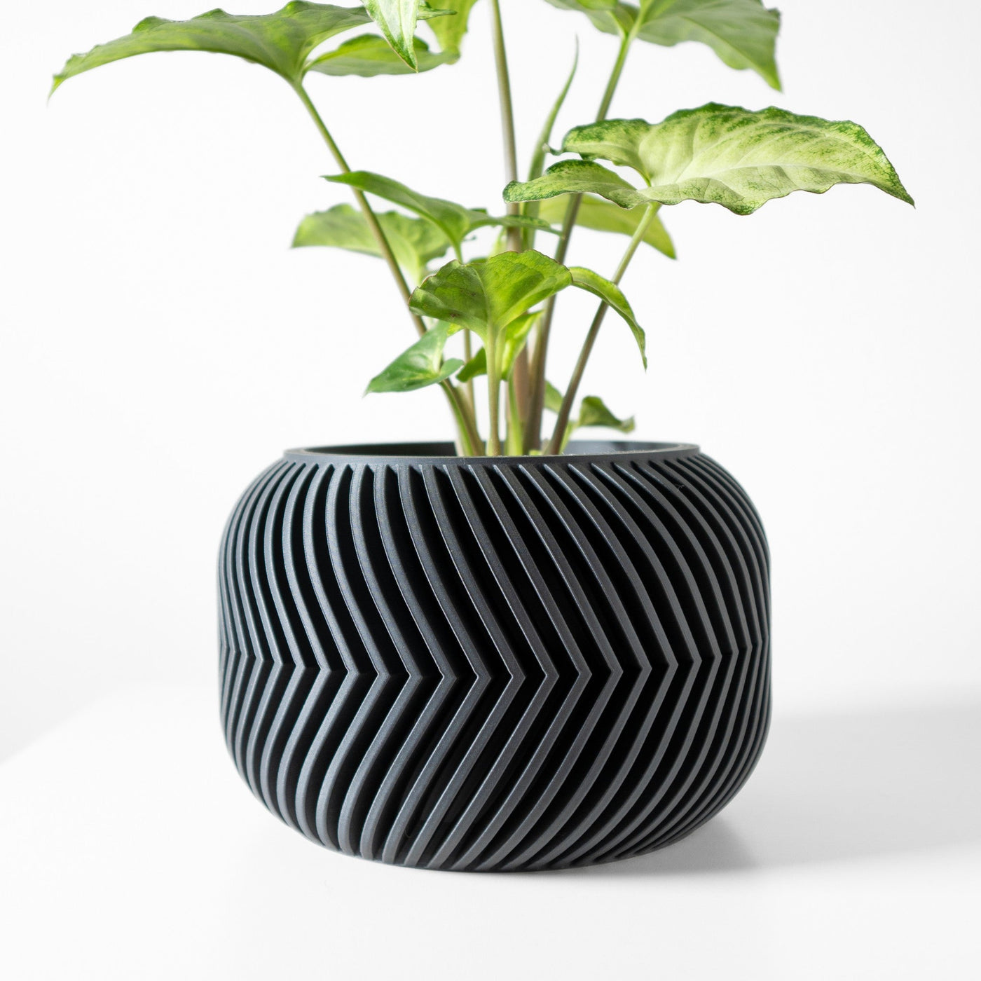 Zigzag Ridge Planter