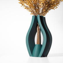 Split Fin Vase