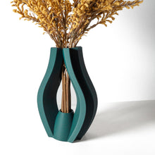 Split Fin Vase