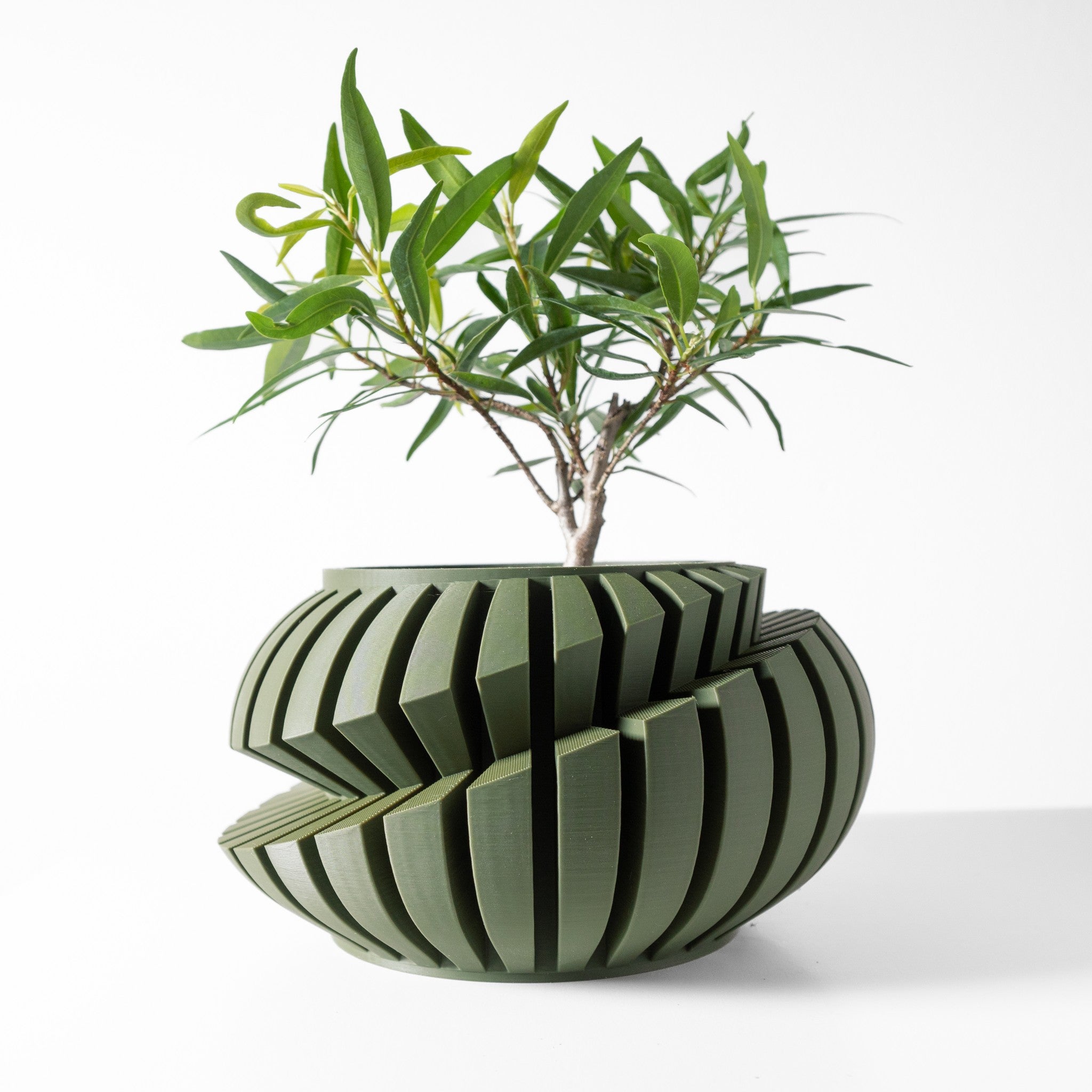 Swirl Fin Planter - 3D printed planter by Valence Objects