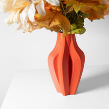 Petal Fold Vase