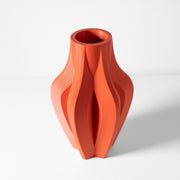 Petal Fold Vase - 3D printed vase by Valence Objects