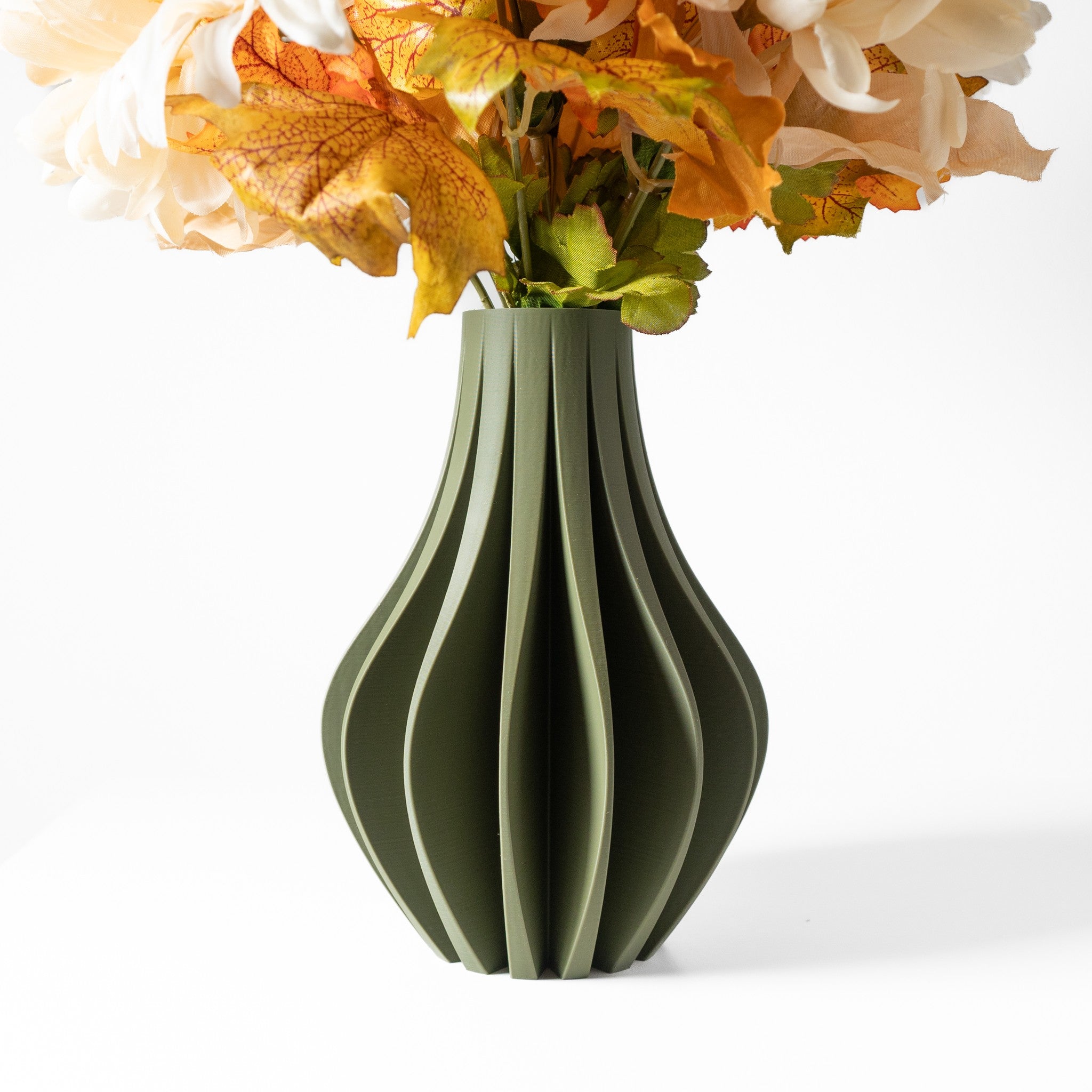 Lobe Bulb Vase - 3D printed vase by Valence Objects