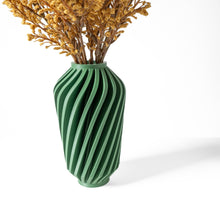 Twist Pleat Vase