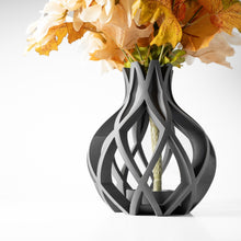 Ribbon Swirl Vase