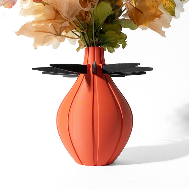 Collar Facet Vase