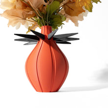 Collar Facet Vase