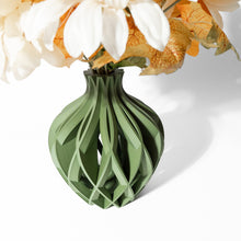 Diamond Bulb Vase