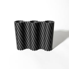Diagonal Rib Vase
