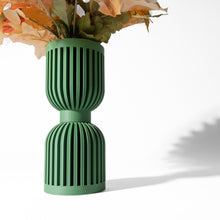 Rib Hourglass Vase