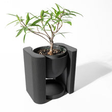 Suspended Frame Planter