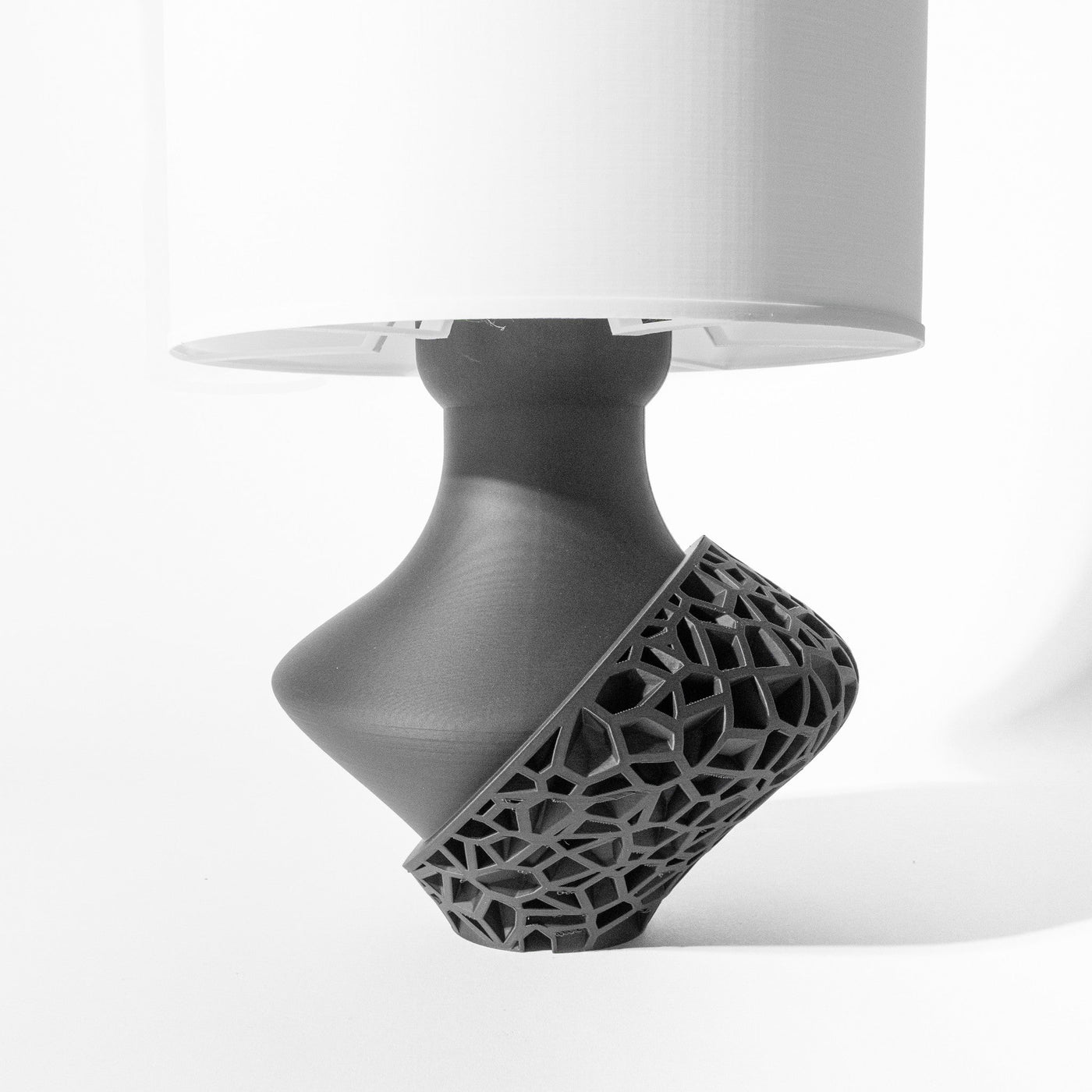 Voronoi Wrap Table Lamp