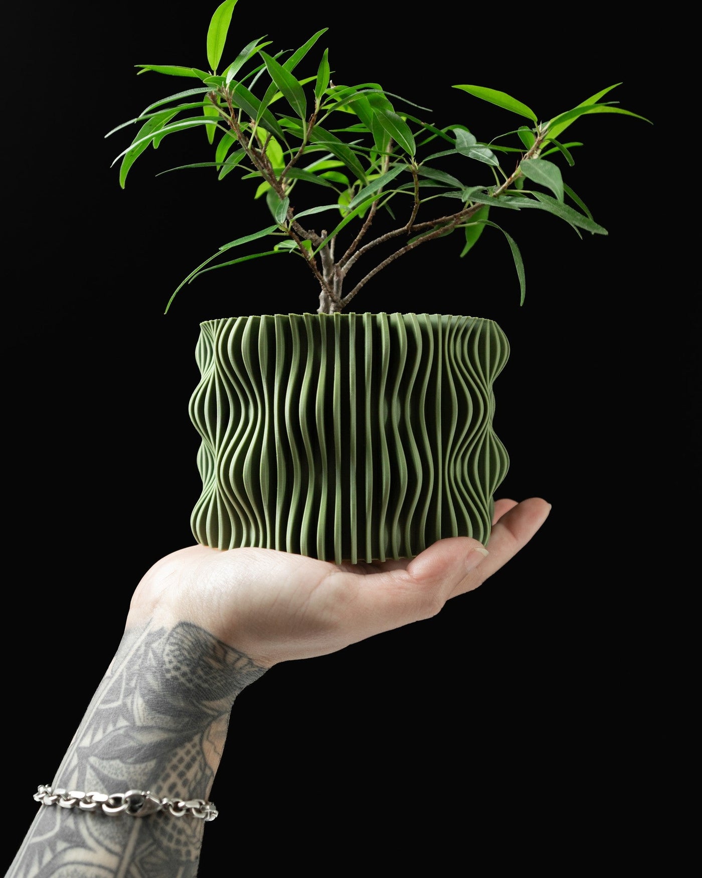 Pleat Wave Planter
