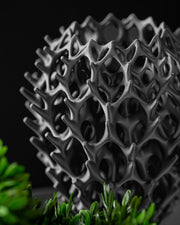 Branch Relief Vase - 3D printed vase by Valence Objects