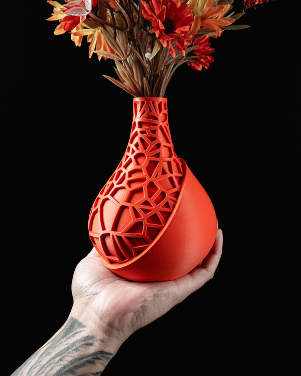 Voronoi Bulb Vase - 3D printed vase by Valence Objects