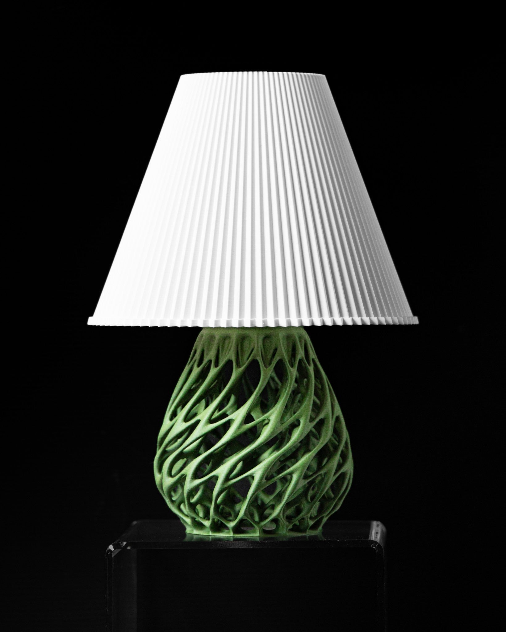 Web Base Table Lamp - 3D printed table lamp by Valence Objects