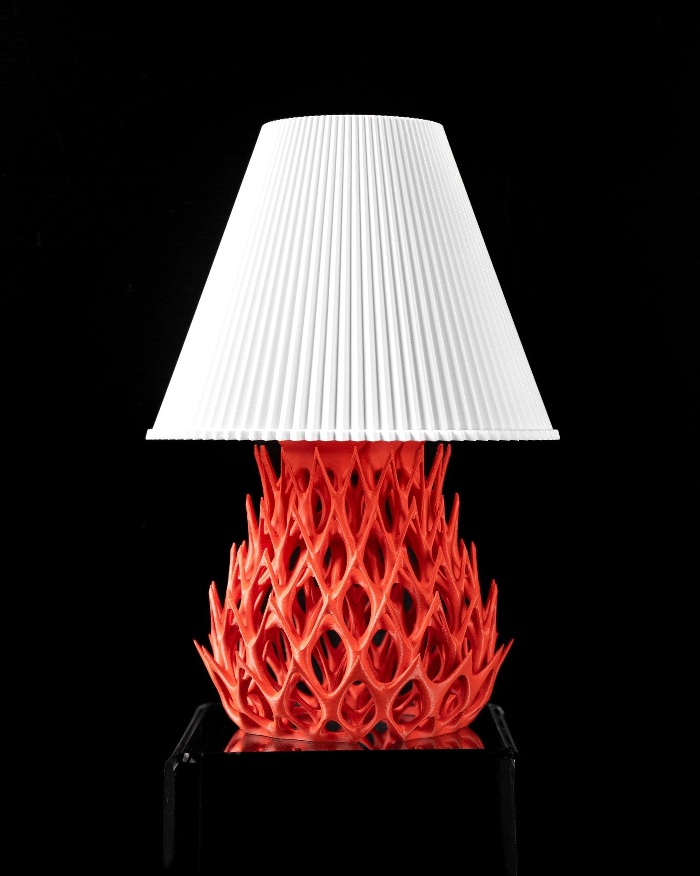 Pinecone Table Lamp