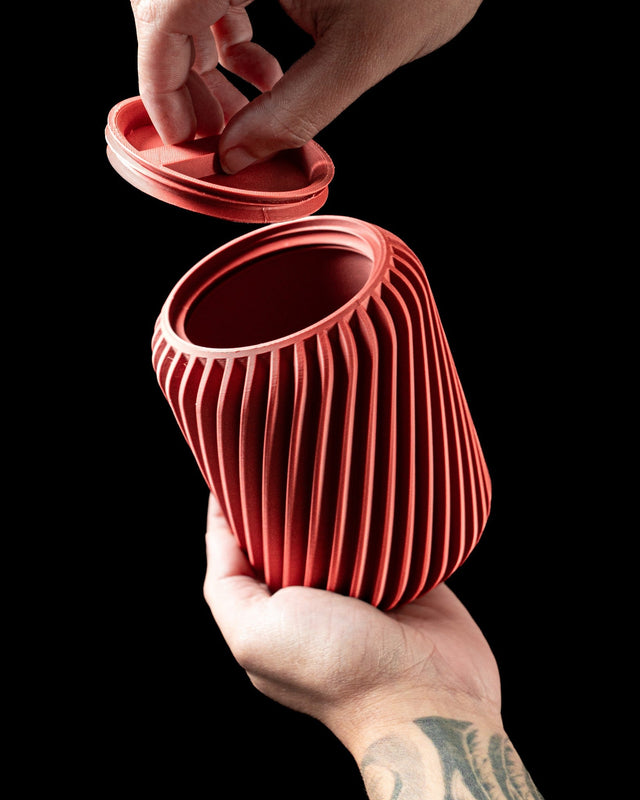 Rib Canister