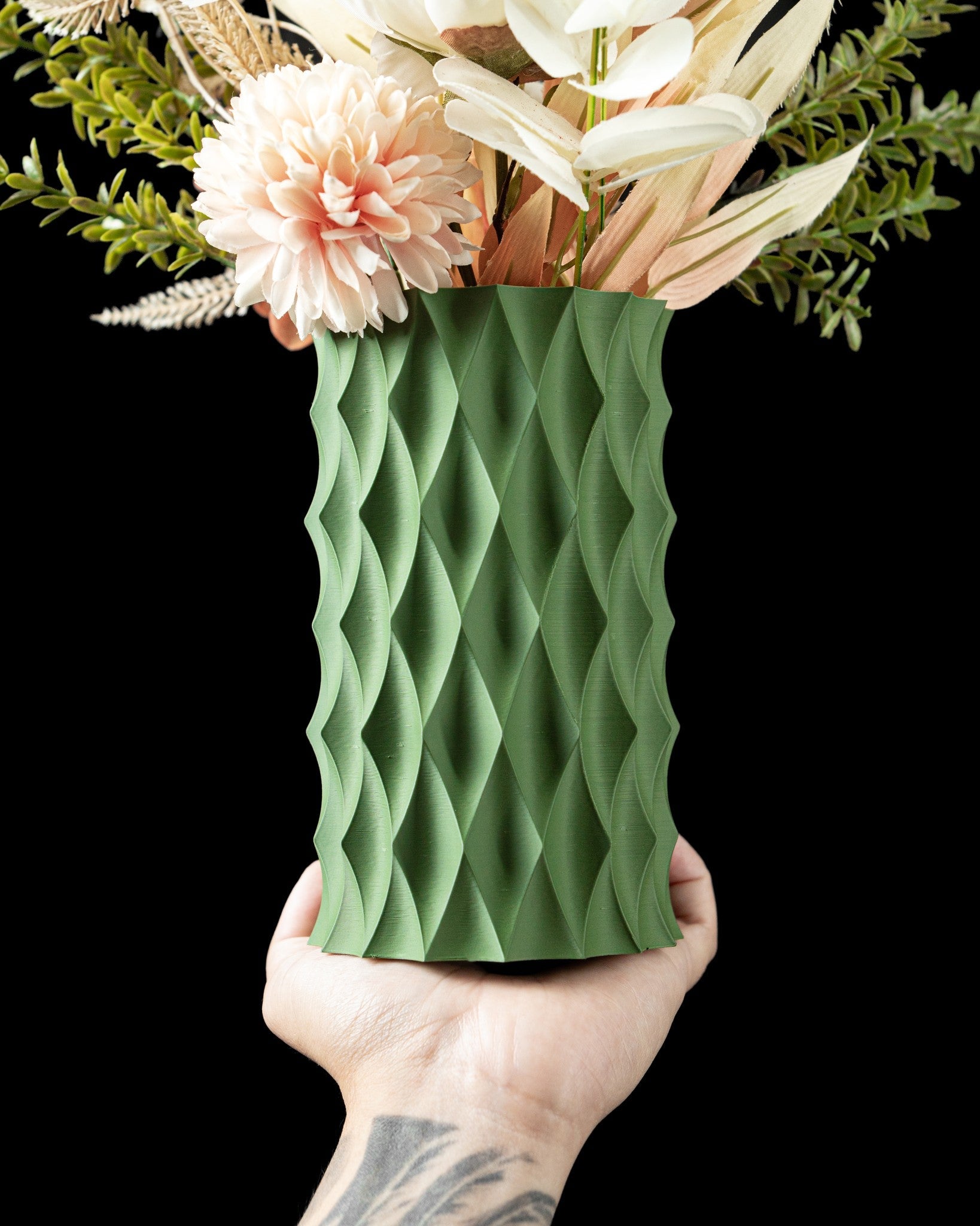 Diamond Quilt Vase - 3D printed vase by Valence Objects