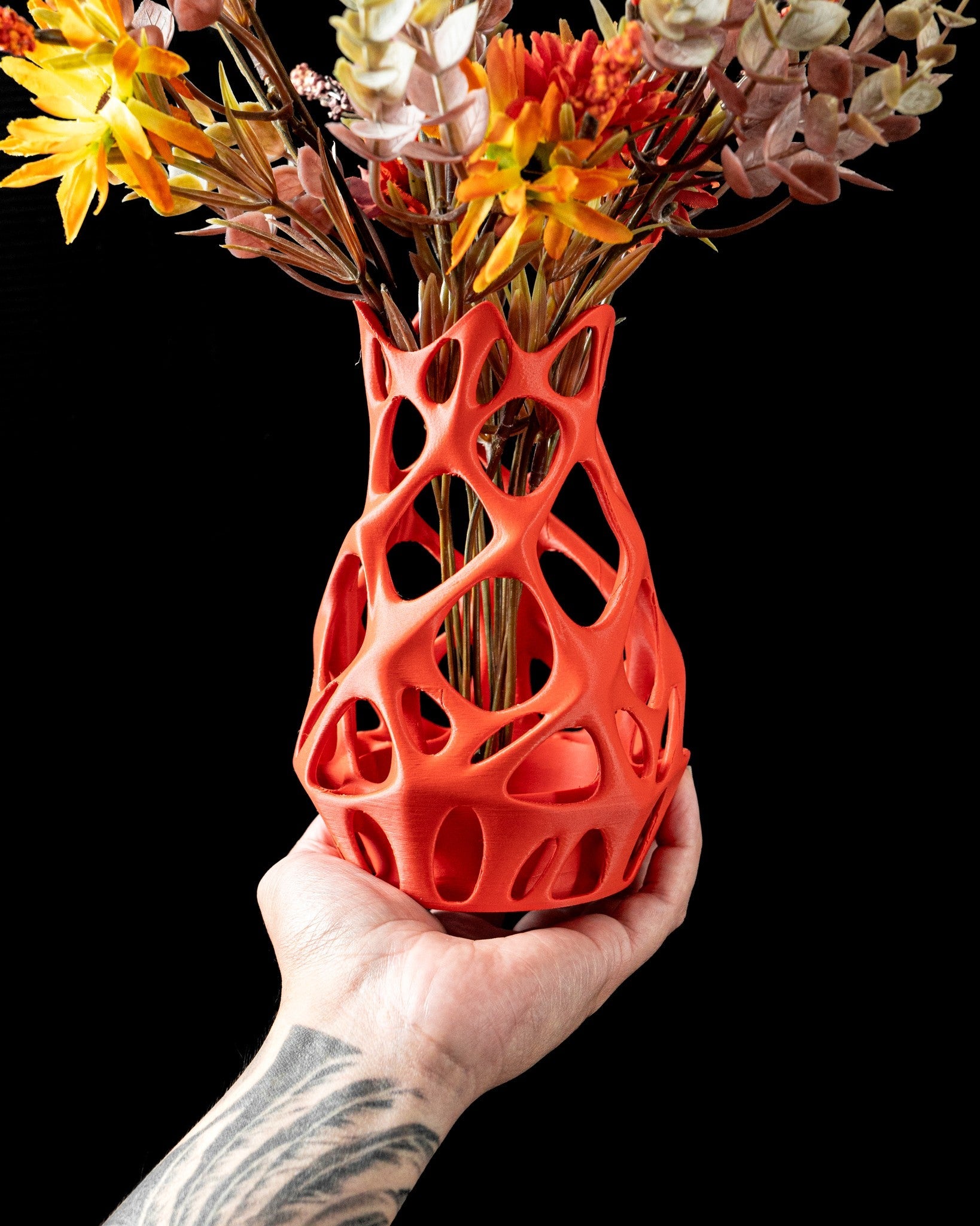 Voronoi Open Vase - 3D printed vase by Valence Objects