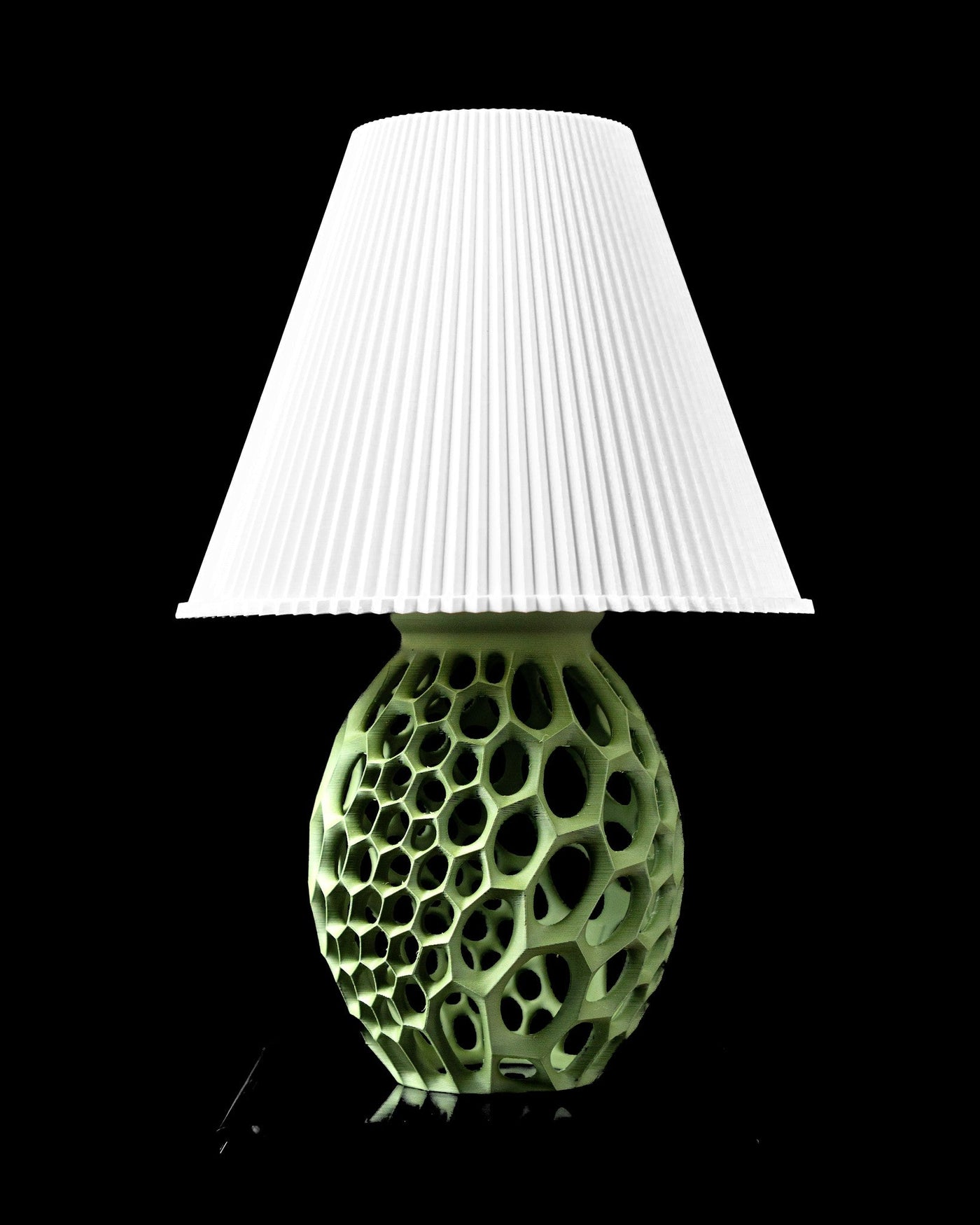 Honeycomb Base Table Lamp