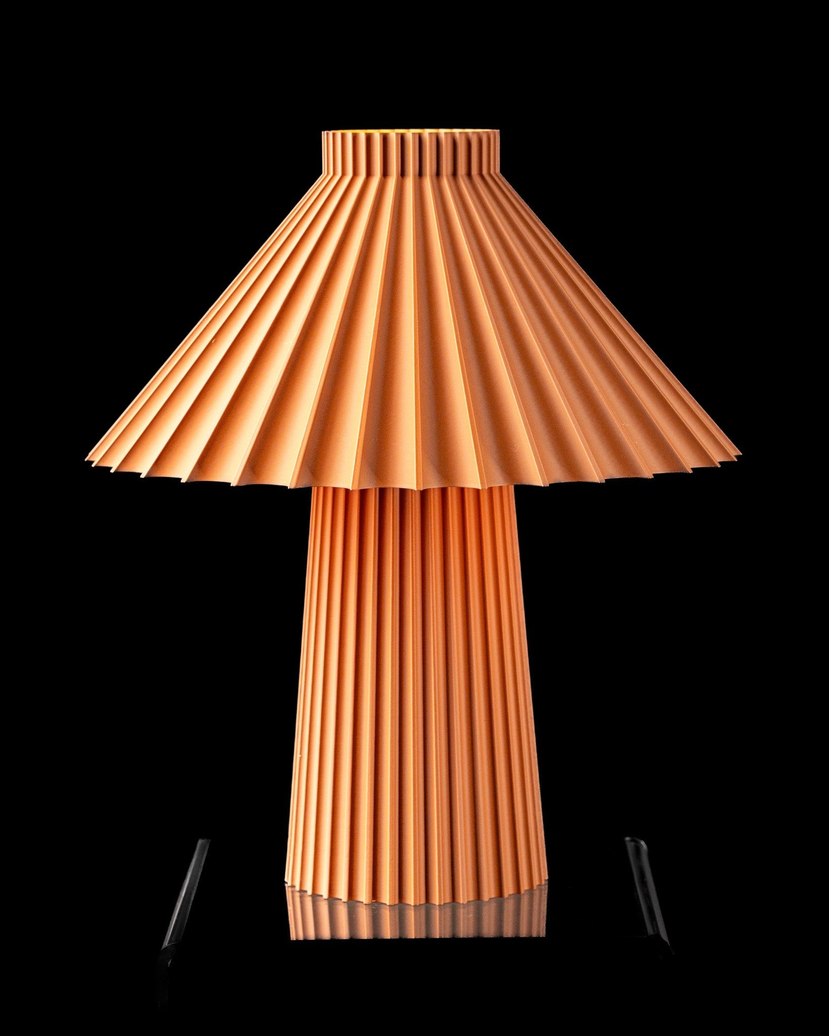 Flare Pleat Table Lamp - 3D printed table lamp by Valence Objects