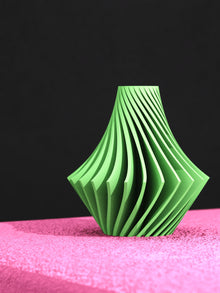 Angular Facet Vase