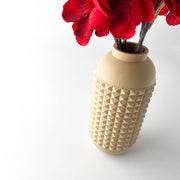 Pyramid Stud Vase - 3D printed vase by Valence Objects