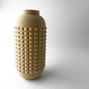 Pyramid Stud Vase - 3D printed vase by Valence Objects