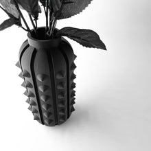 Knob Capsule Vase