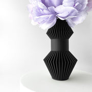 Angular Fin Vase - 3D printed vase by Valence Objects