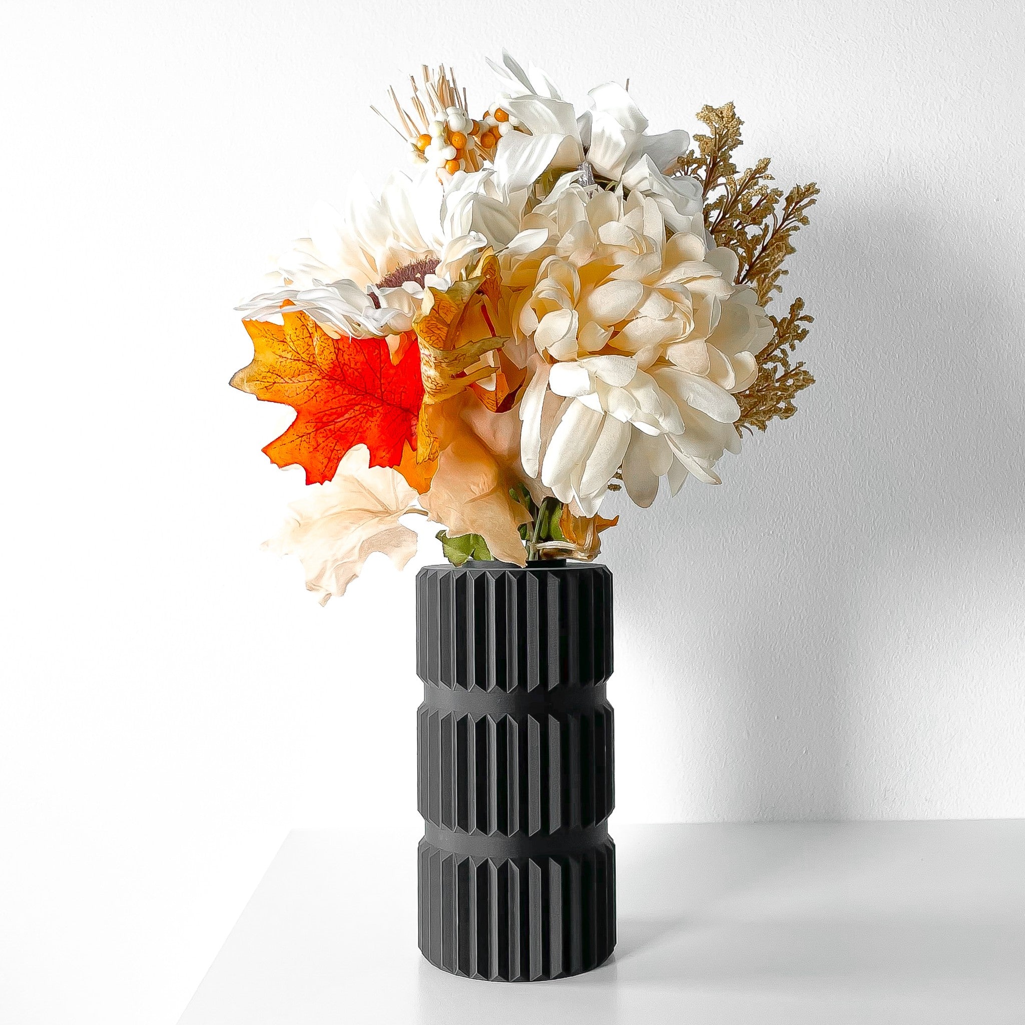 Pleat Stack Vase - 3D printed vase by Valence Objects