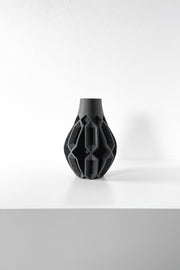 Facet Fin Vase - 3D printed vase by Valence Objects