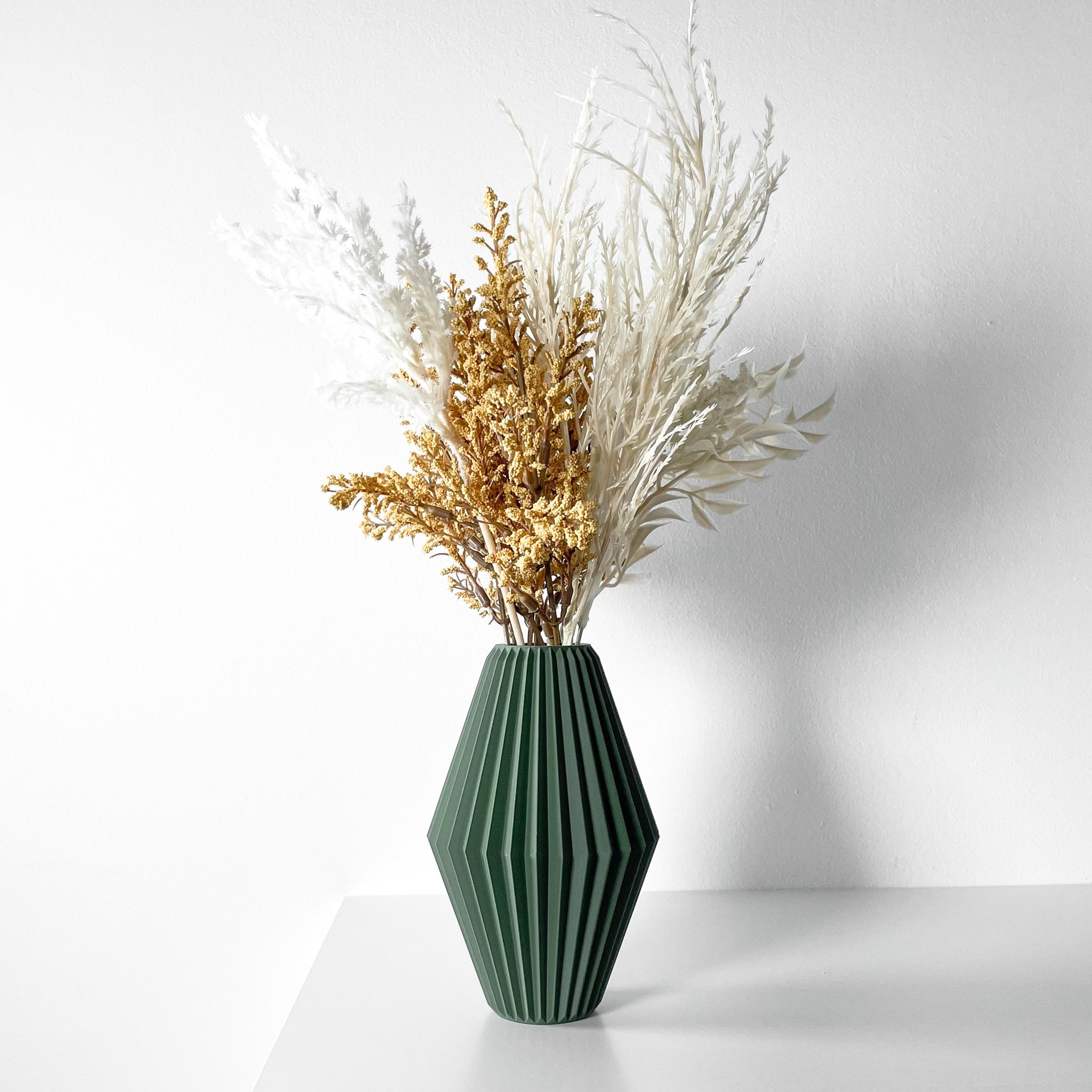 Facet Bud Vase - 3D printed vase by Valence Objects