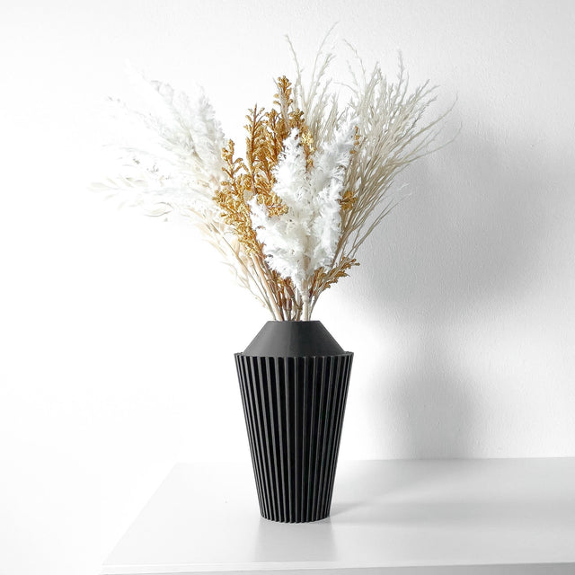 Rib Cone Vase