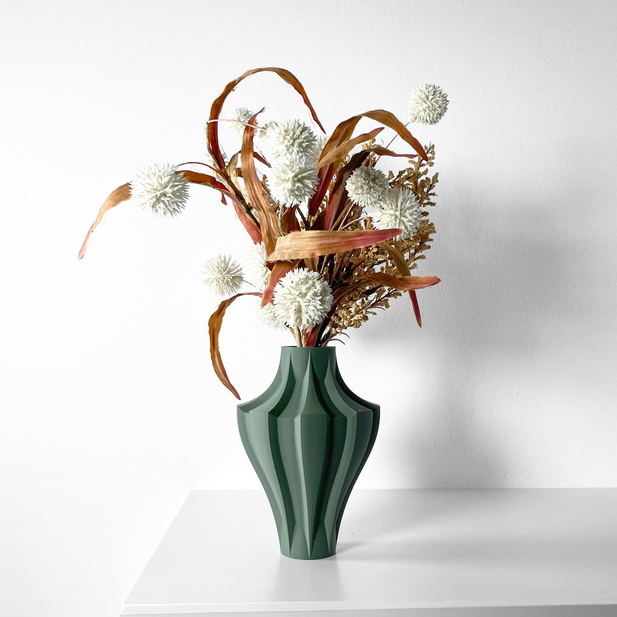 Fin Bud Vase - 3D printed vase by Valence Objects